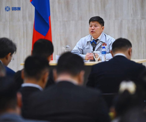 НИЙСЛЭЛИЙН УДИРДАХ АЖИЛТНУУДЫН ЭЭЛЖИТ ШУУРХАЙ ЗӨВЛӨГӨӨН БОЛЛОО.